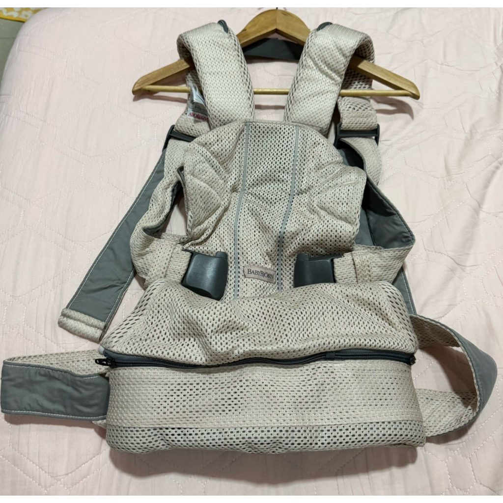 Baby Bjorn Gendongan Carrier 3D Mesh Dusty Pink