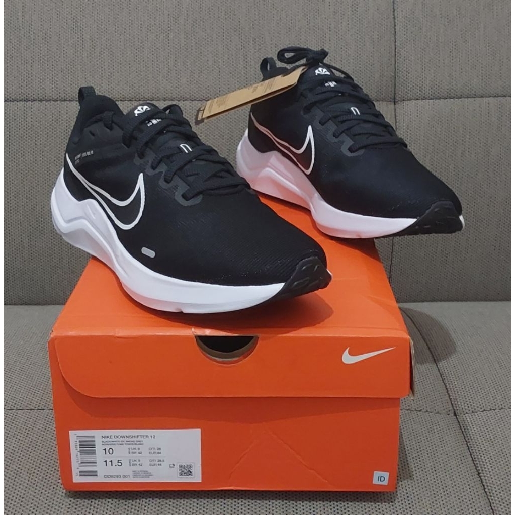 Running Shoes Size 44 original