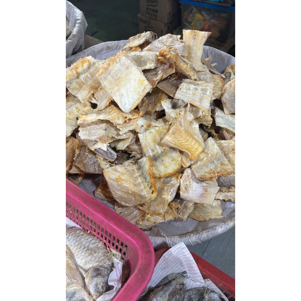 Tulang ikan asin Jambal roti terlaris