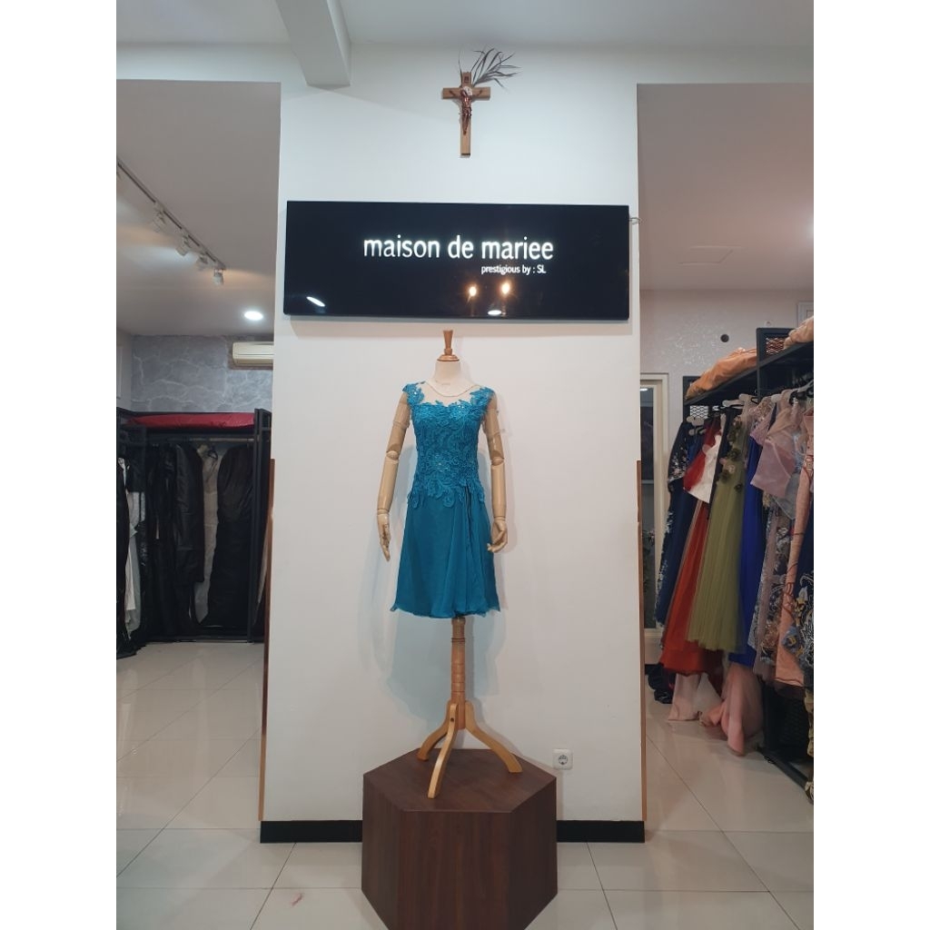 PL preloved baju pesta gaun pesta pendek hijau toska brokat sifon LD 88 LP 80 pjg baru 91