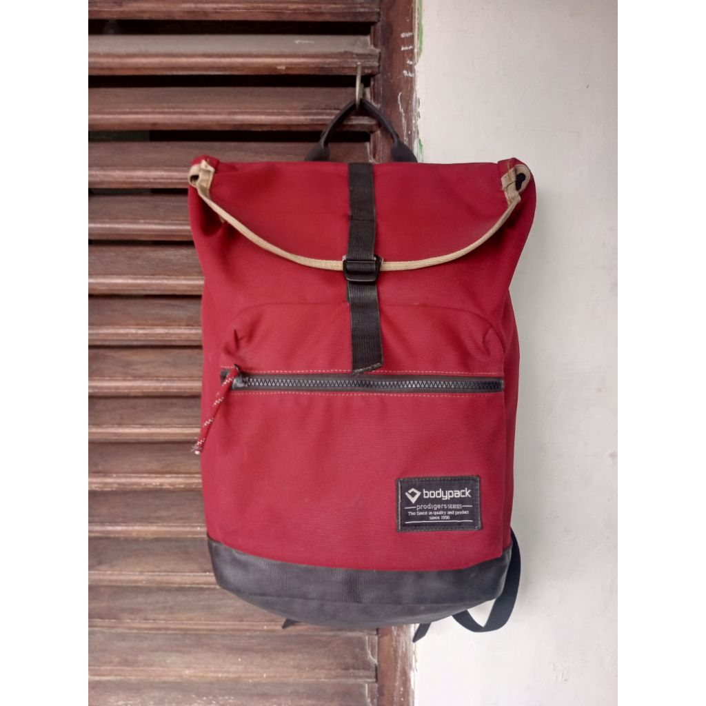 Tas Ransel Bodypack Preloved