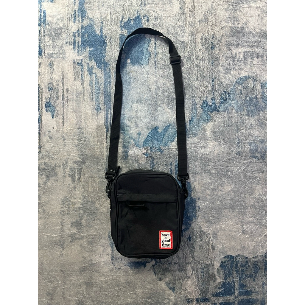 hagt sling bag
