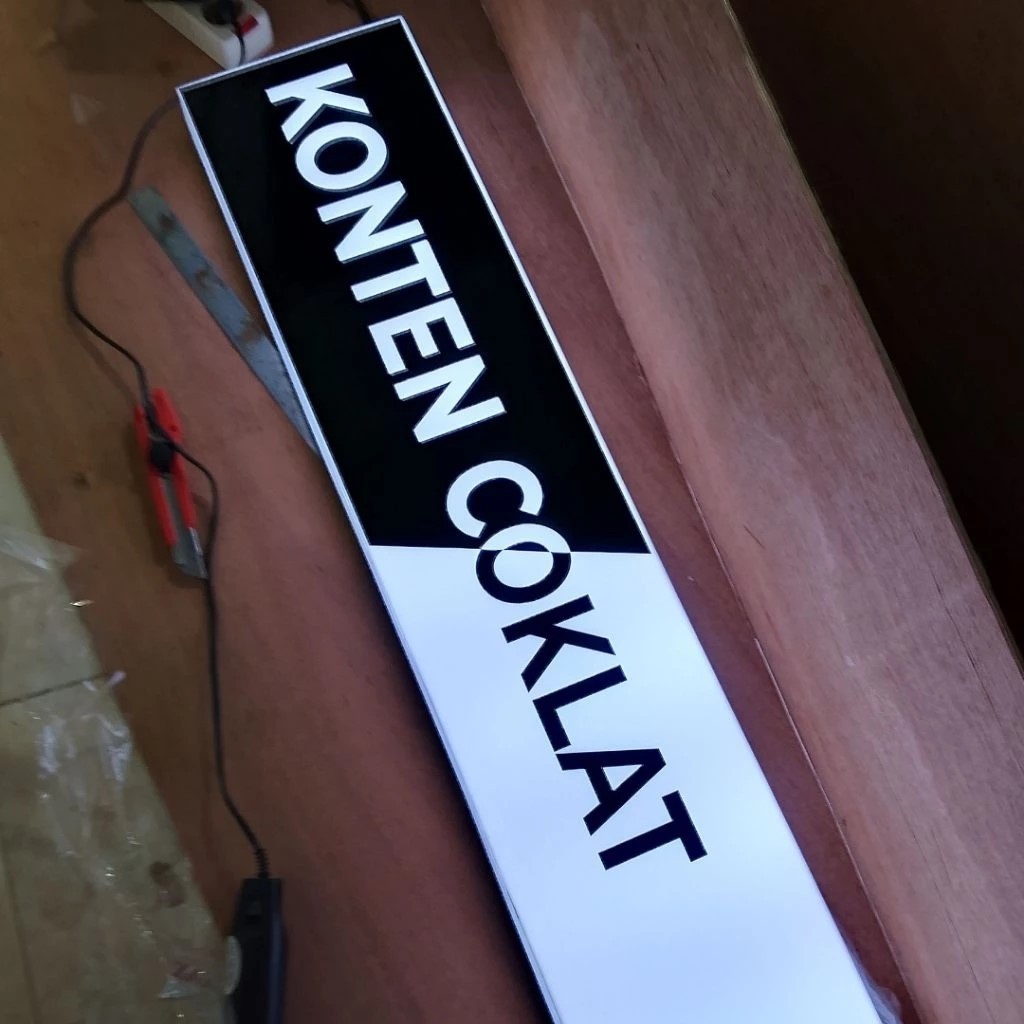 NEON BOX CUSTOM BENTUK PERSEGI PANJANG/ KUBUS KOTAK