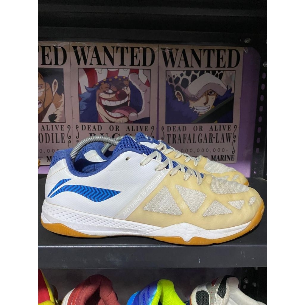sepatu tenis meja/pingpong second