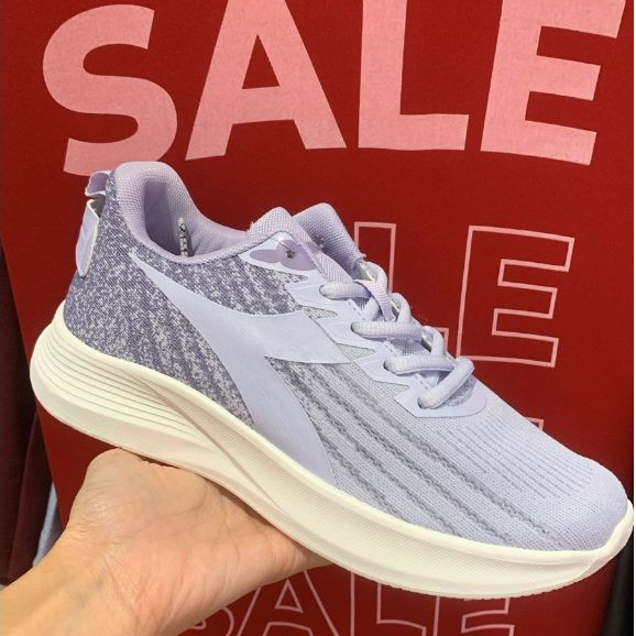 SIZE 38 ORIGINAL SALE 70% Sepatu DIADORA Women Wanita Shoes