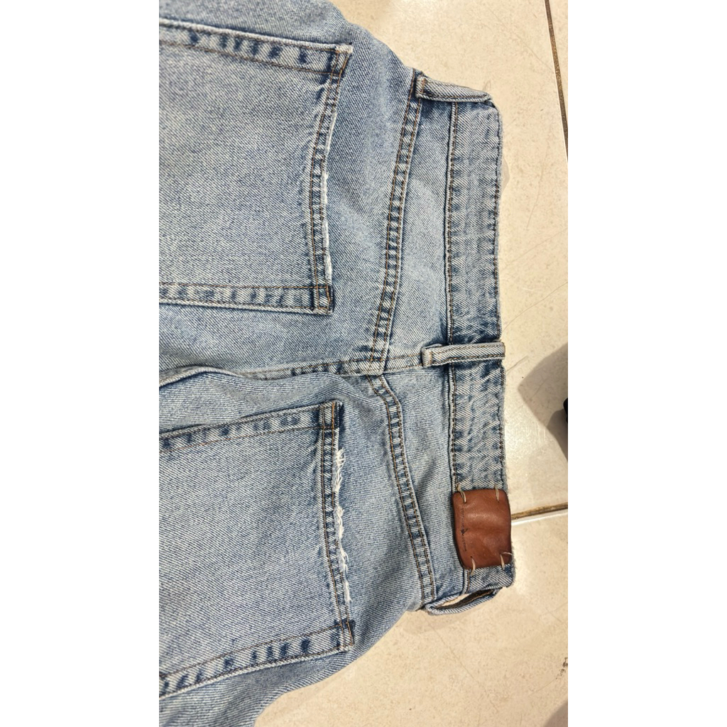 zara mom jeans