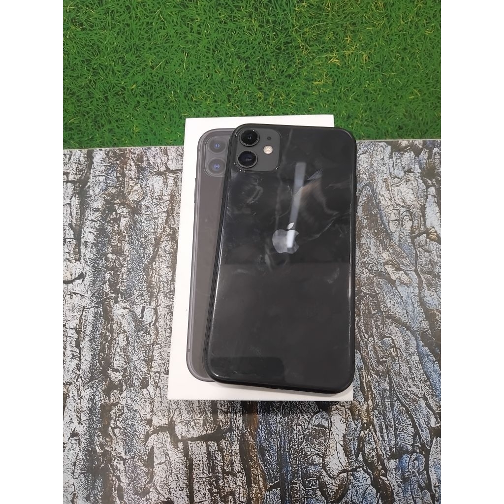 Iphone 11/128gb black ex garansi ibox
