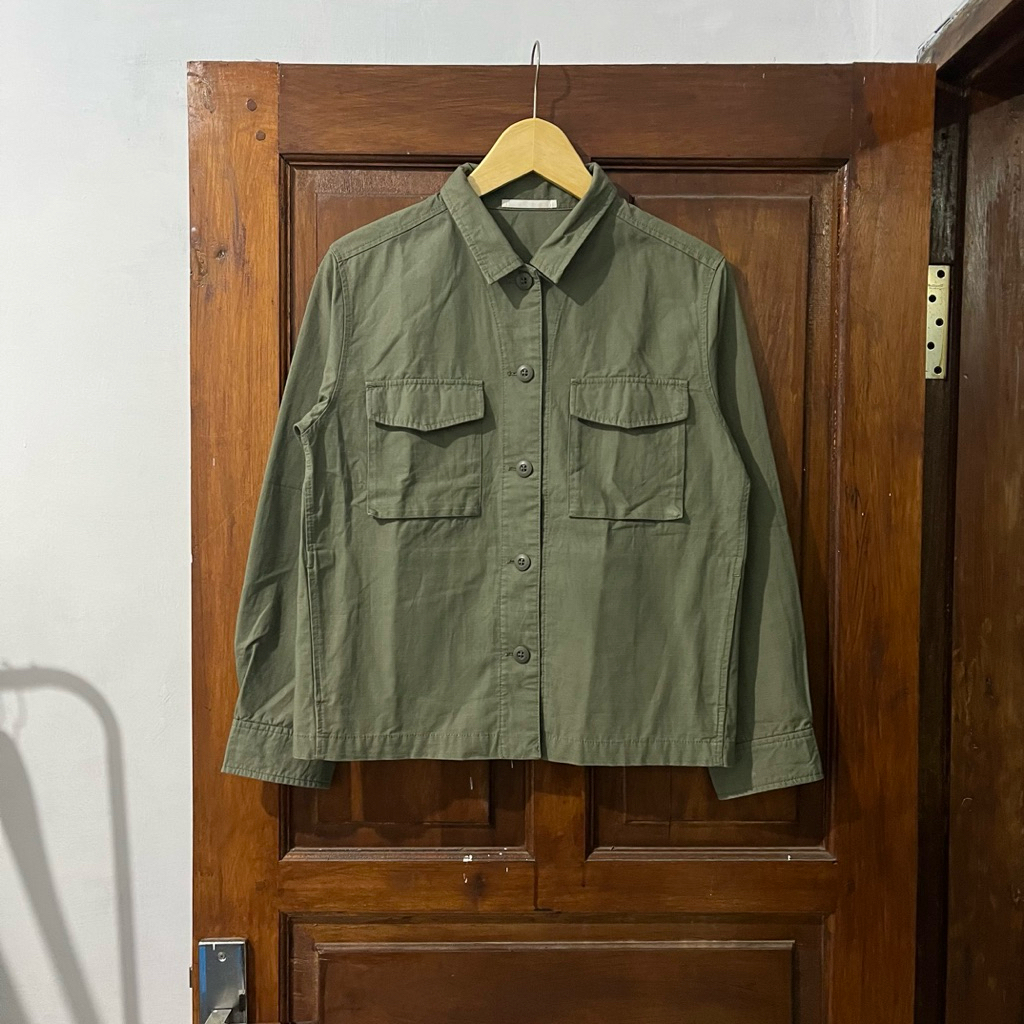[S Man/M-L Woman] Uniqlo Utility Jacket Long Sleeve I Army Green I Vintage Vtg Retro Kemeja Garis-ga