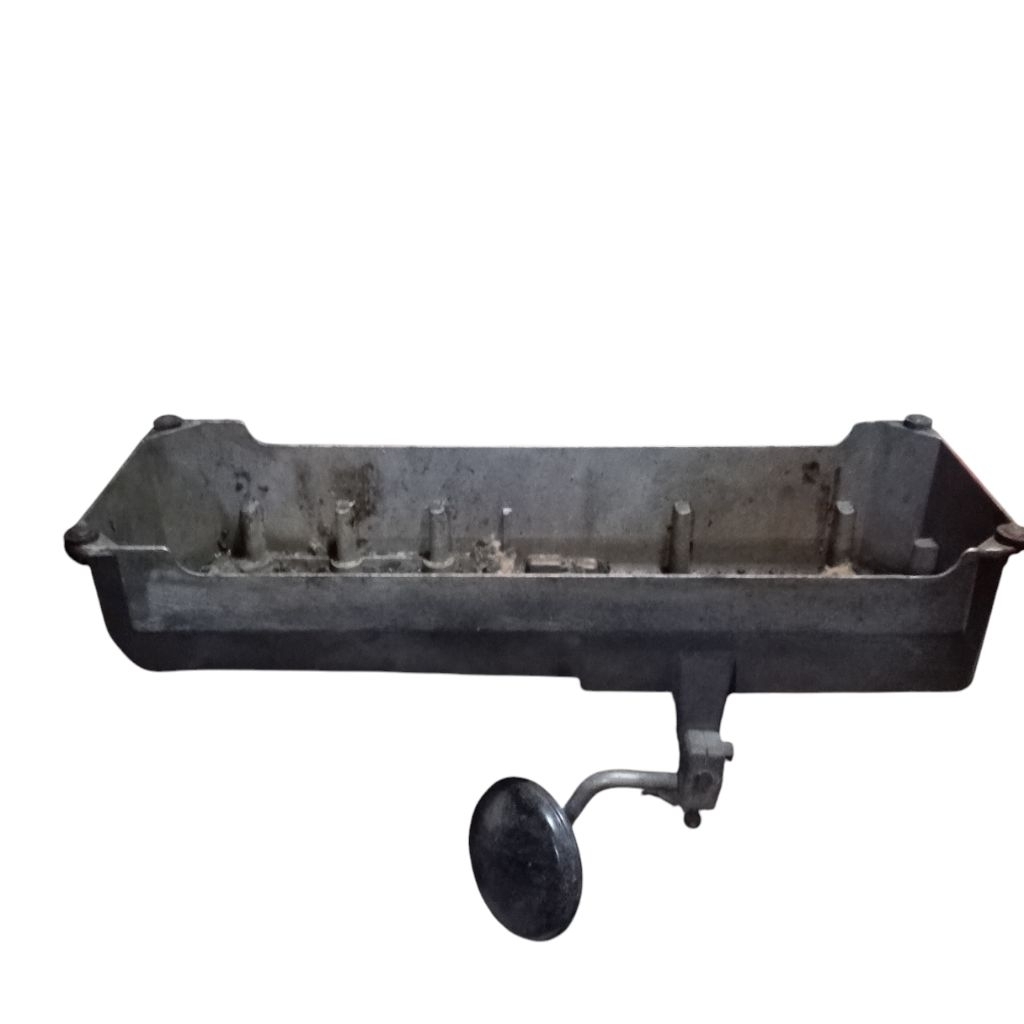 bak minyak mesin LH mesin Juki