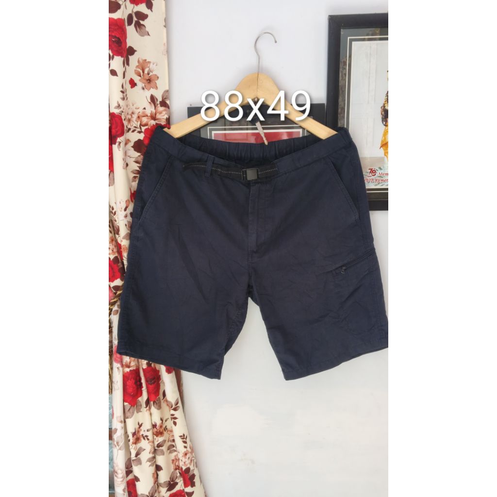 uniqlo cargo utility