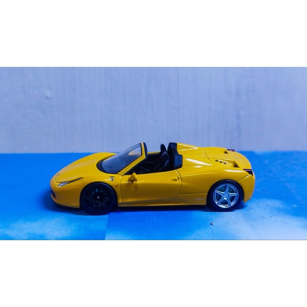 Kyosho 1/64 Ferrari 458 Spider Yellow Body Only