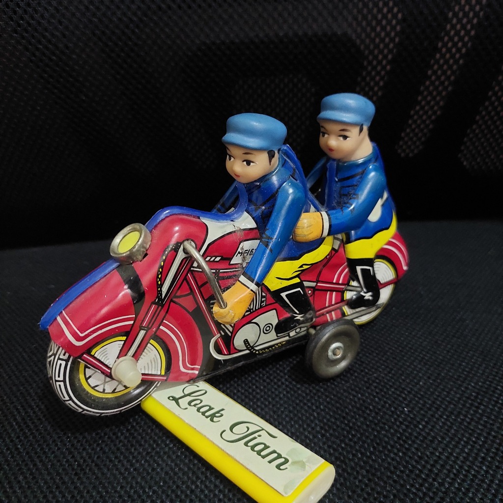 Pajangan Vintage NOS Tin Toys Motorcycle China TANPA KOTAK