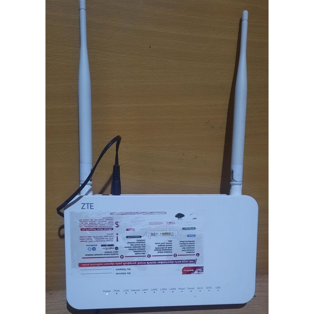 MODEM WIFI ZTE GPON ONT ZTE F609 V3, ZTX F670L PORT BIRU PLUS ADAPTOR