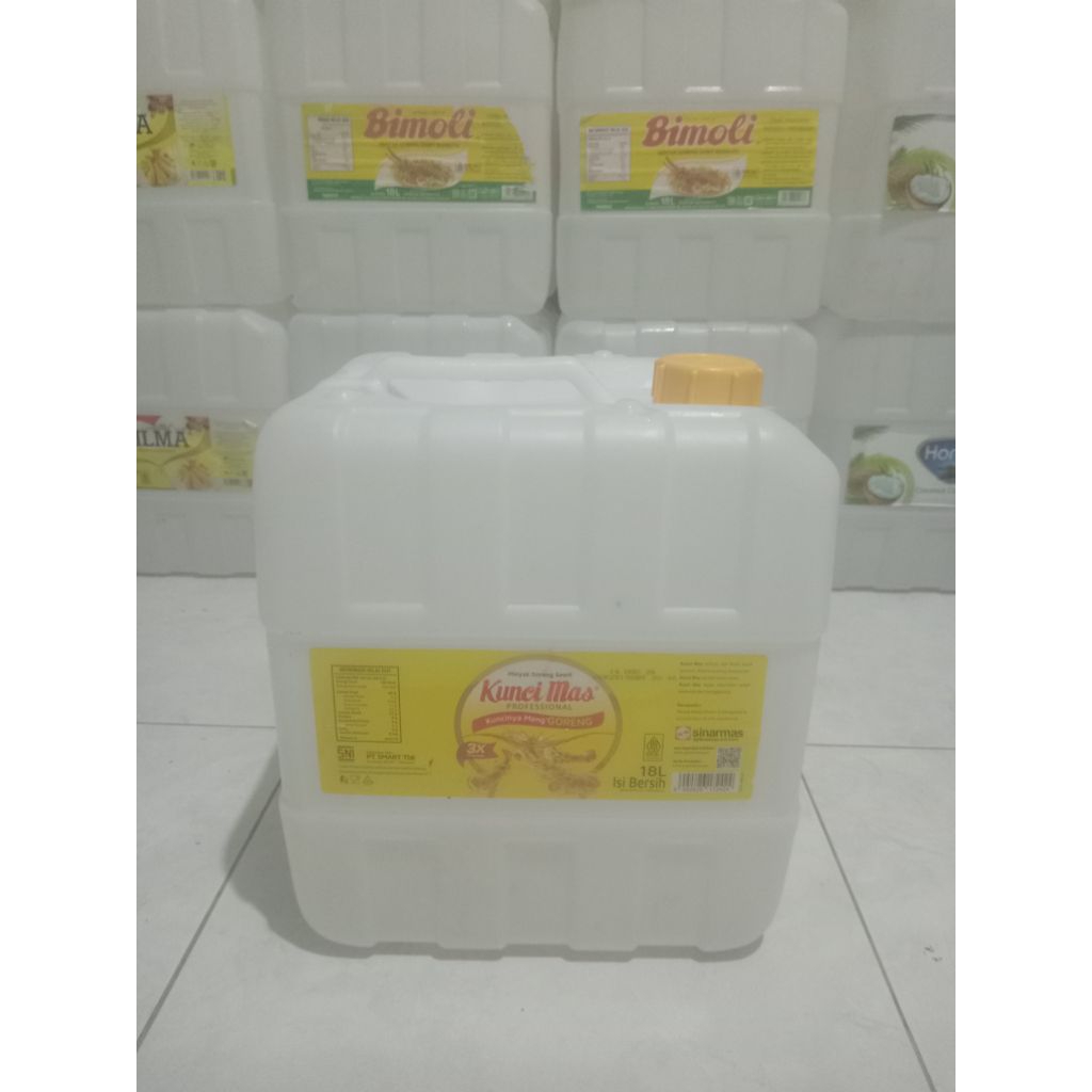 jerigen bekas 18 liter sdh bersih tinggal pakai merk ( KUNCI MAS )