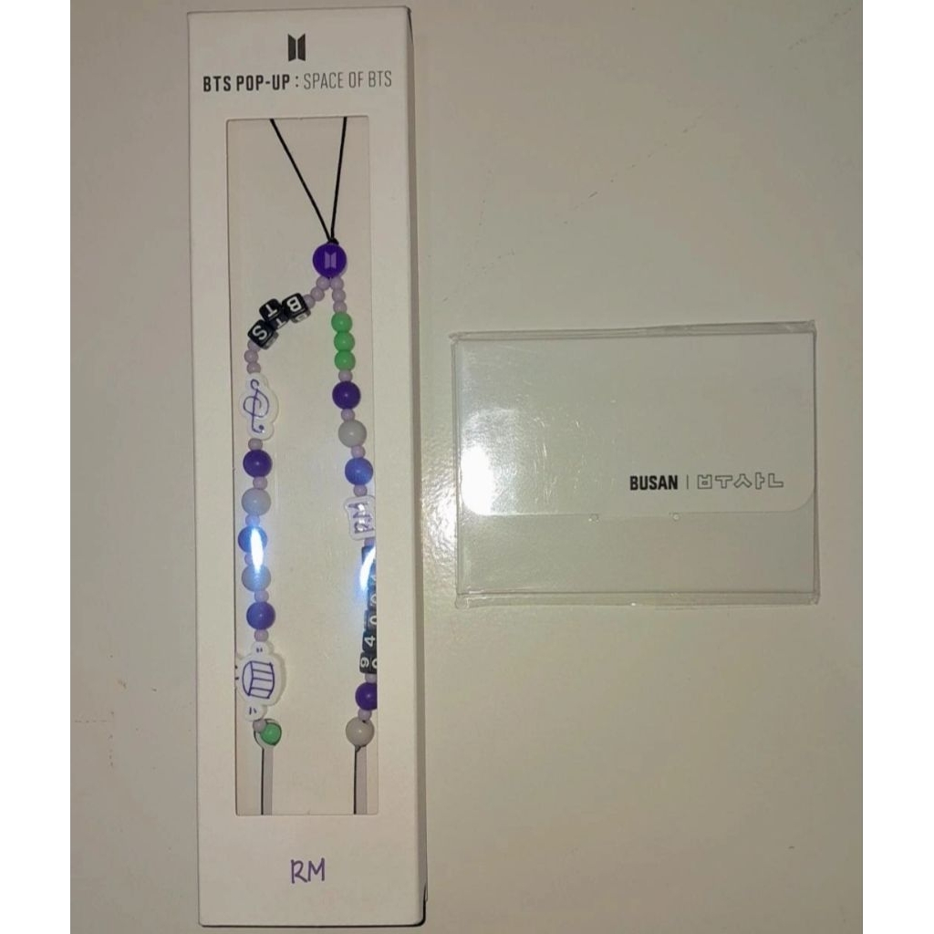 Merchendise PopUp Store BTS