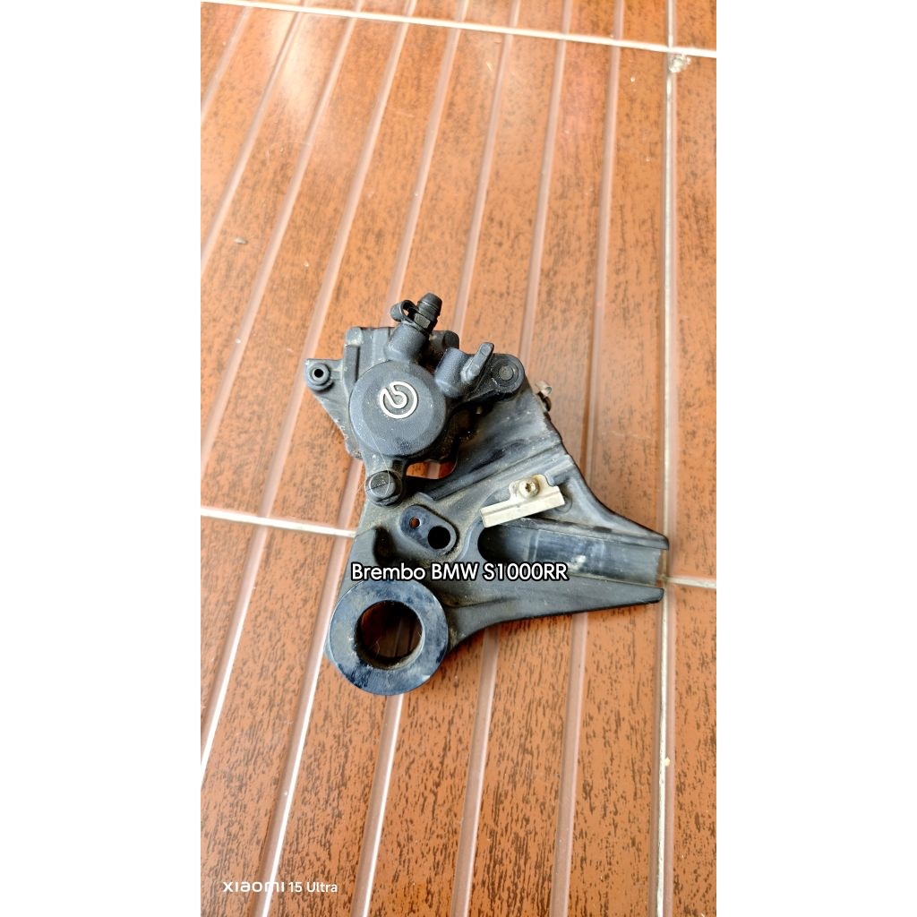 kaliper limbah moge brembo original bmw s1000rr lengkap braket