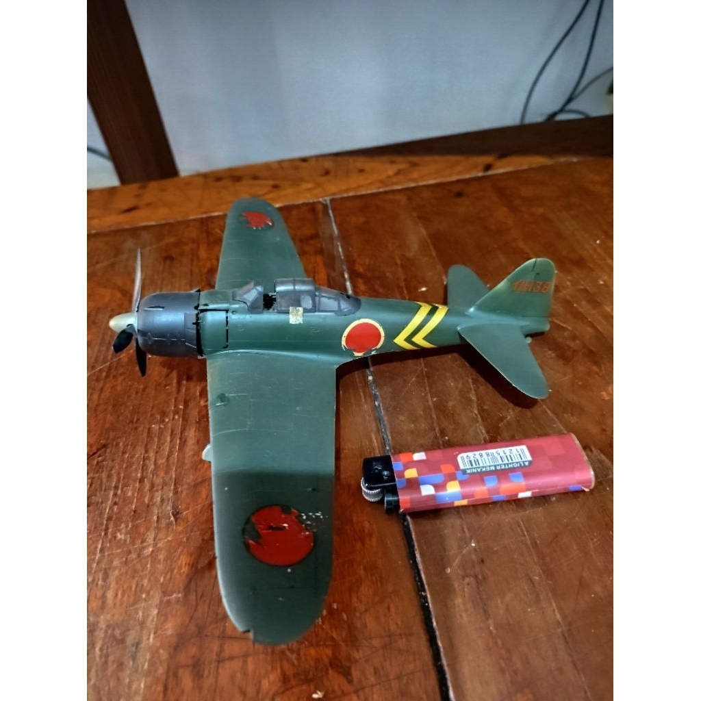 Modelkit pesawat zero fighter