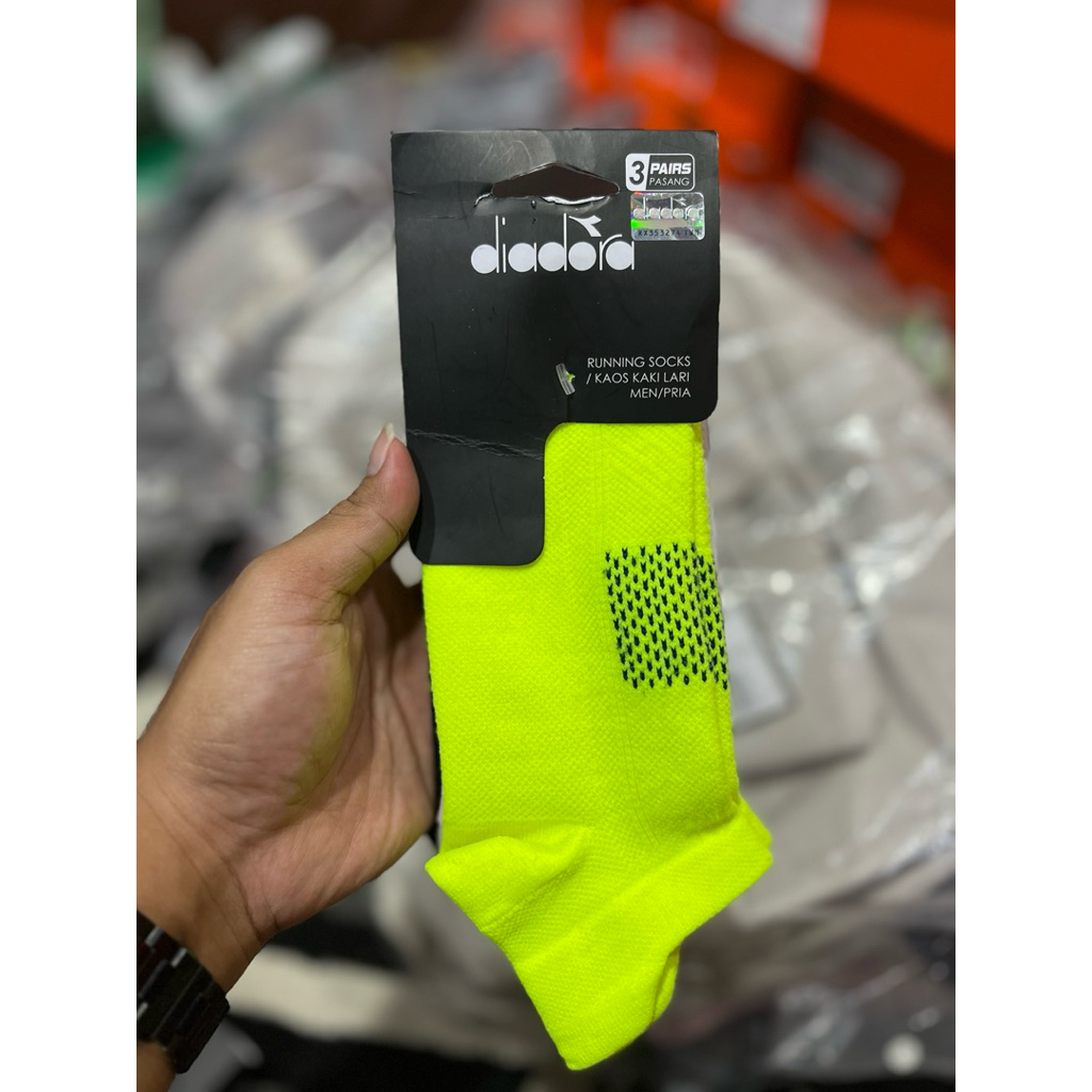 Kaos Kaki Diadora isi 3 Pcs Original