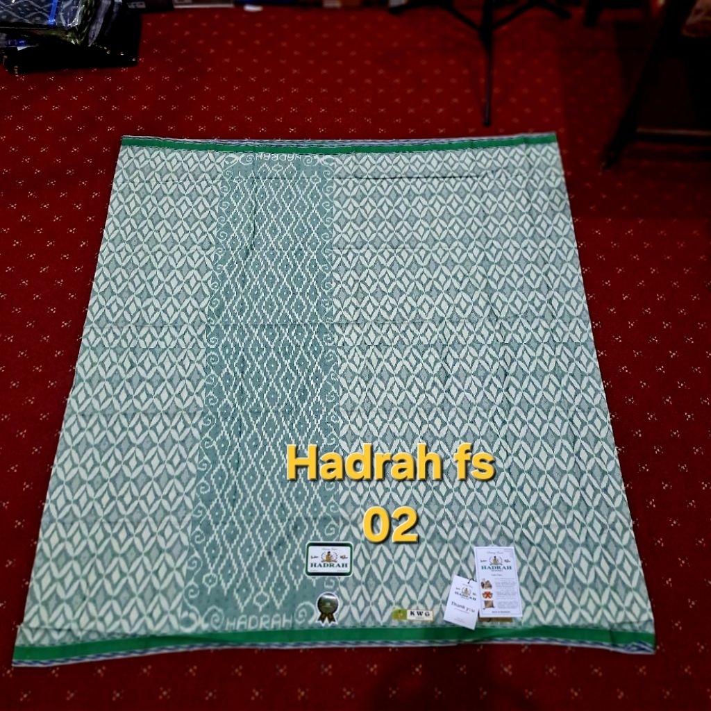 Sarung Tenun Hadrah bahan full sutra tenun tangan jahitan tengah motif kawung kualitas premium
