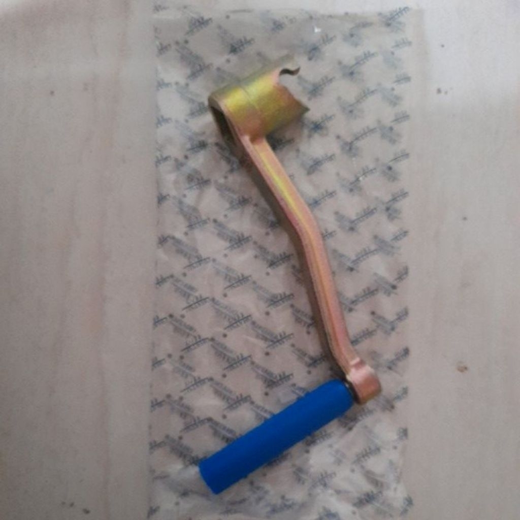 STARTING HANDLE OHATSU TF85/ENGKOL MESIN YANMAR TF85