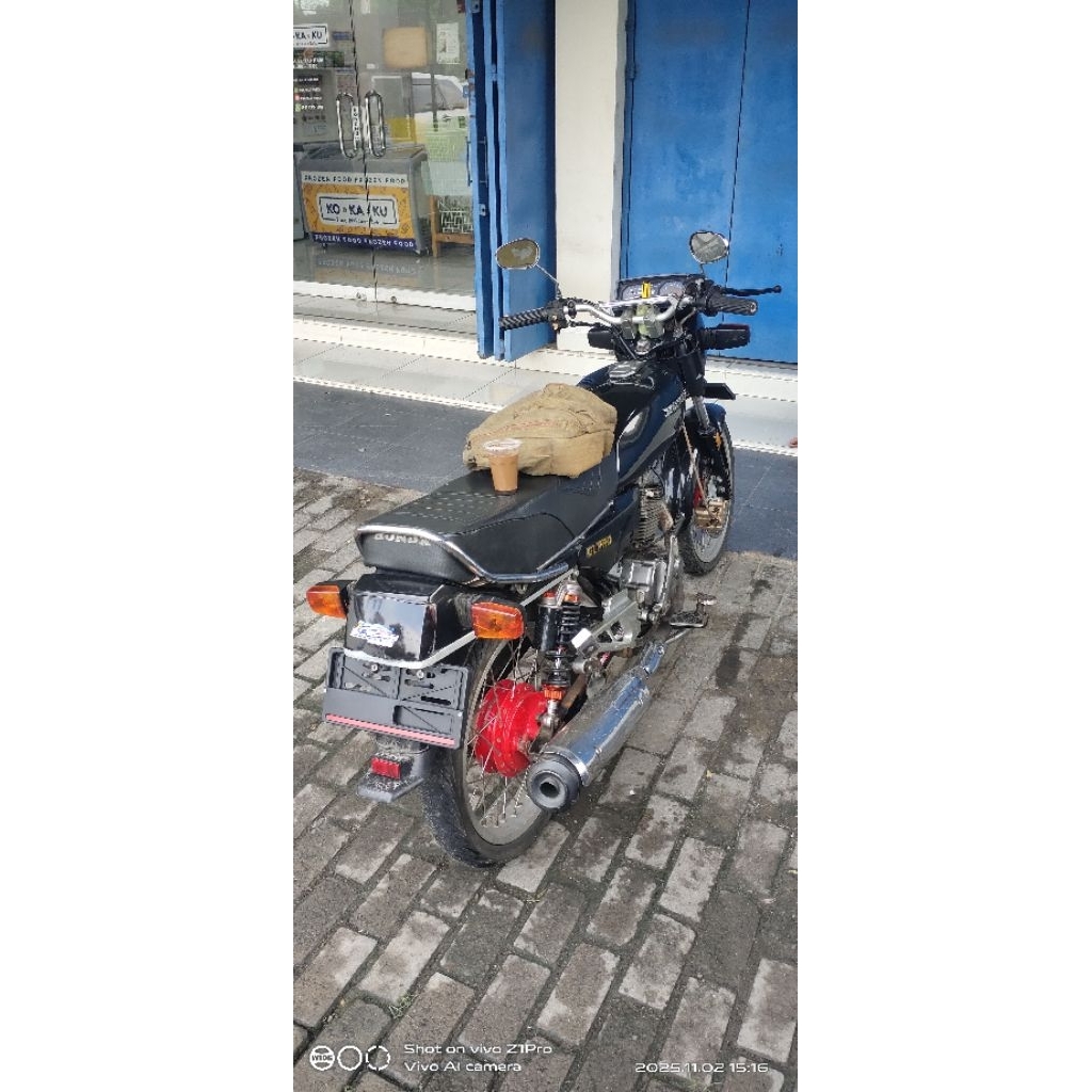 Jual Motor Gl Pro Tahun 1987  Surat Lengkap Pajak Pules