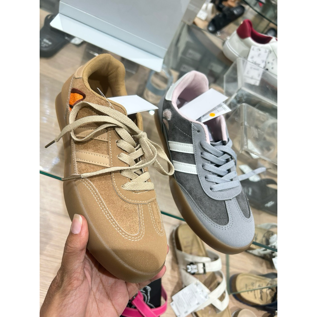 DISNEY X NEVADA sepatu sneakers wanita size 36-40