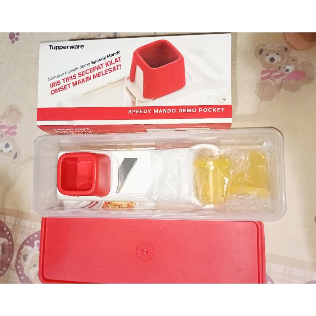 TUPPERWARE Speedy mando pengiris bawang merah