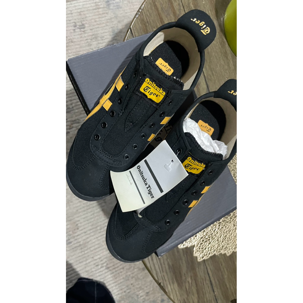 New Original Onitsuka Tiger Mexico 66 Slip On Black Tiger Yellow