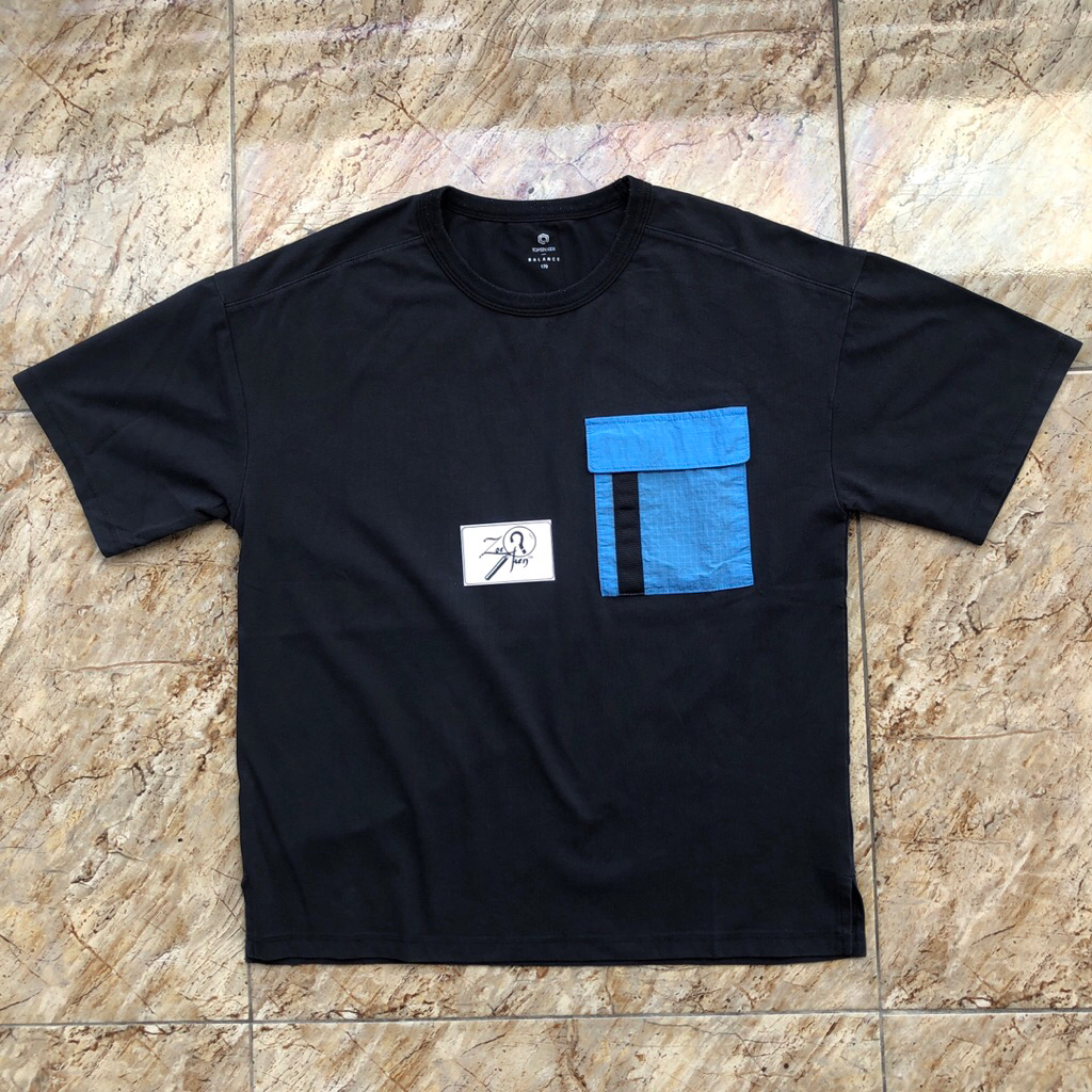 KAOS TOPTEN KIDS POCKET HITAM