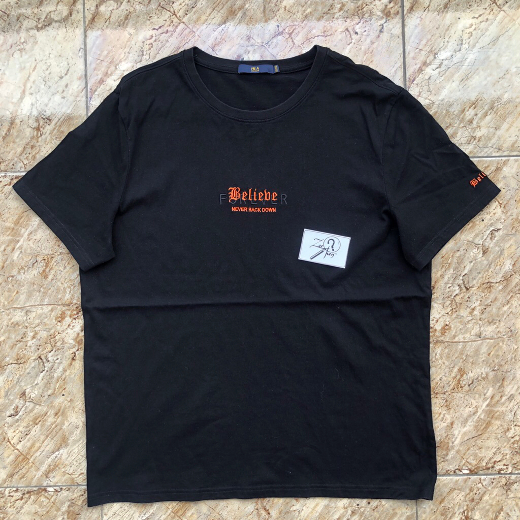 KAOS HLA CENTER HITAM