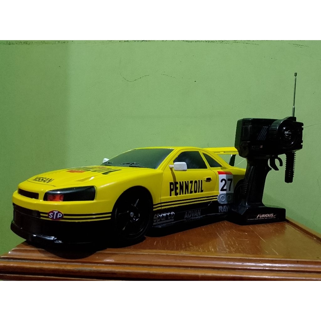 | Mobil RC | MOBIL RC DRIFT | SKALA 1:10 | NISSAN SKYLINE ||