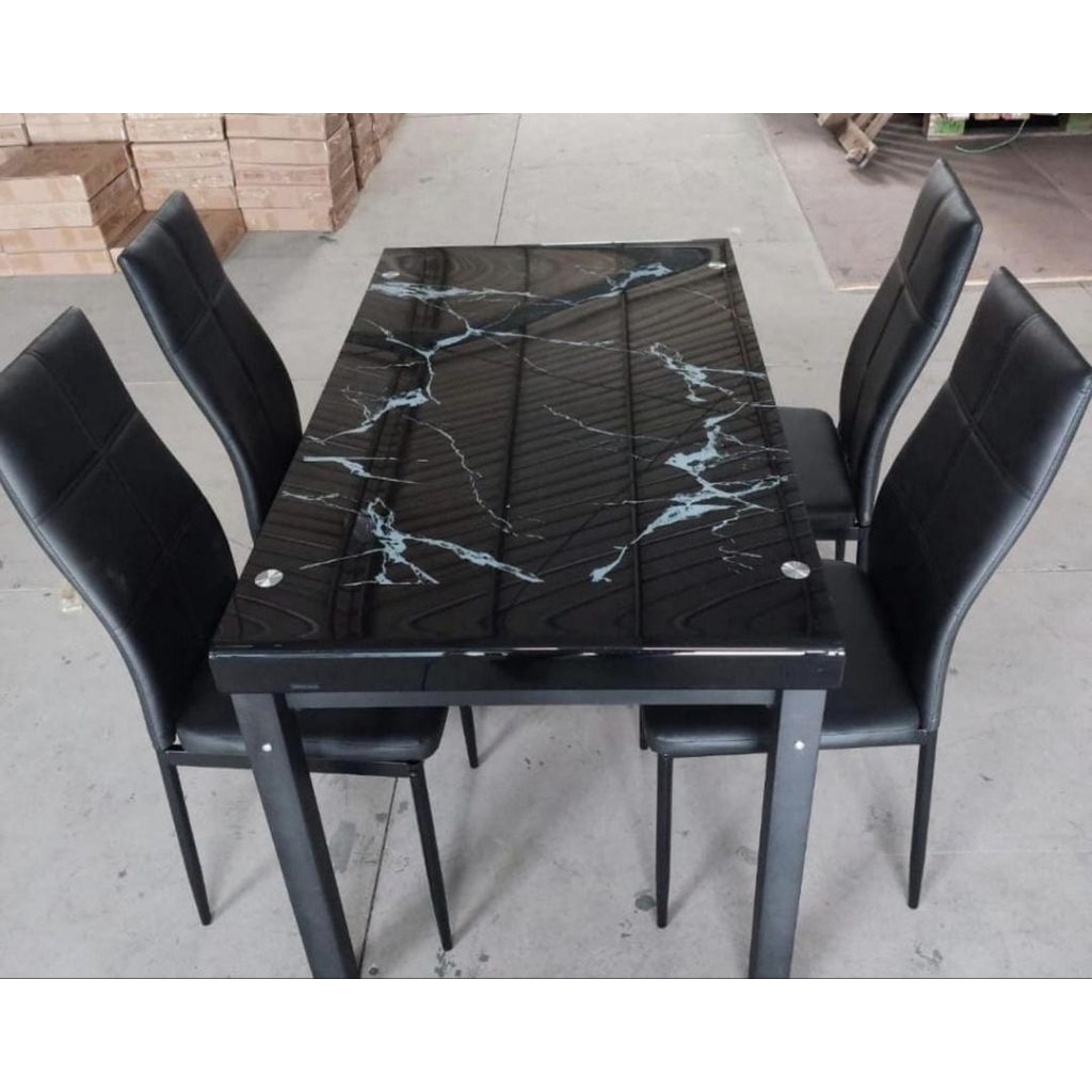 Meja makan kaca kaki besi