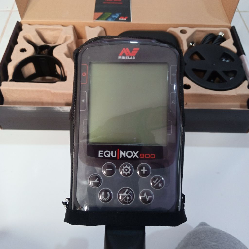 Sarung transparant untuk Equinox 700-900, X Terra, Manticore