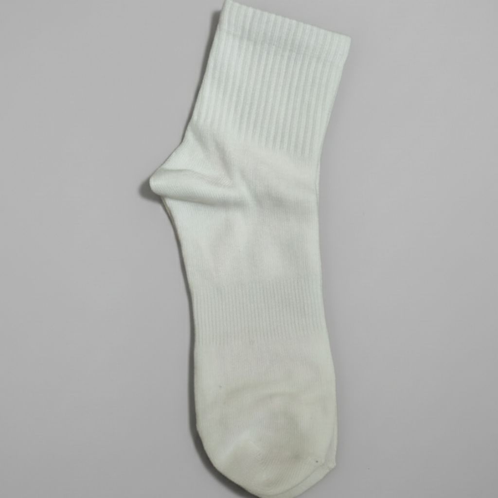 Kaos kaki old school pendek polos