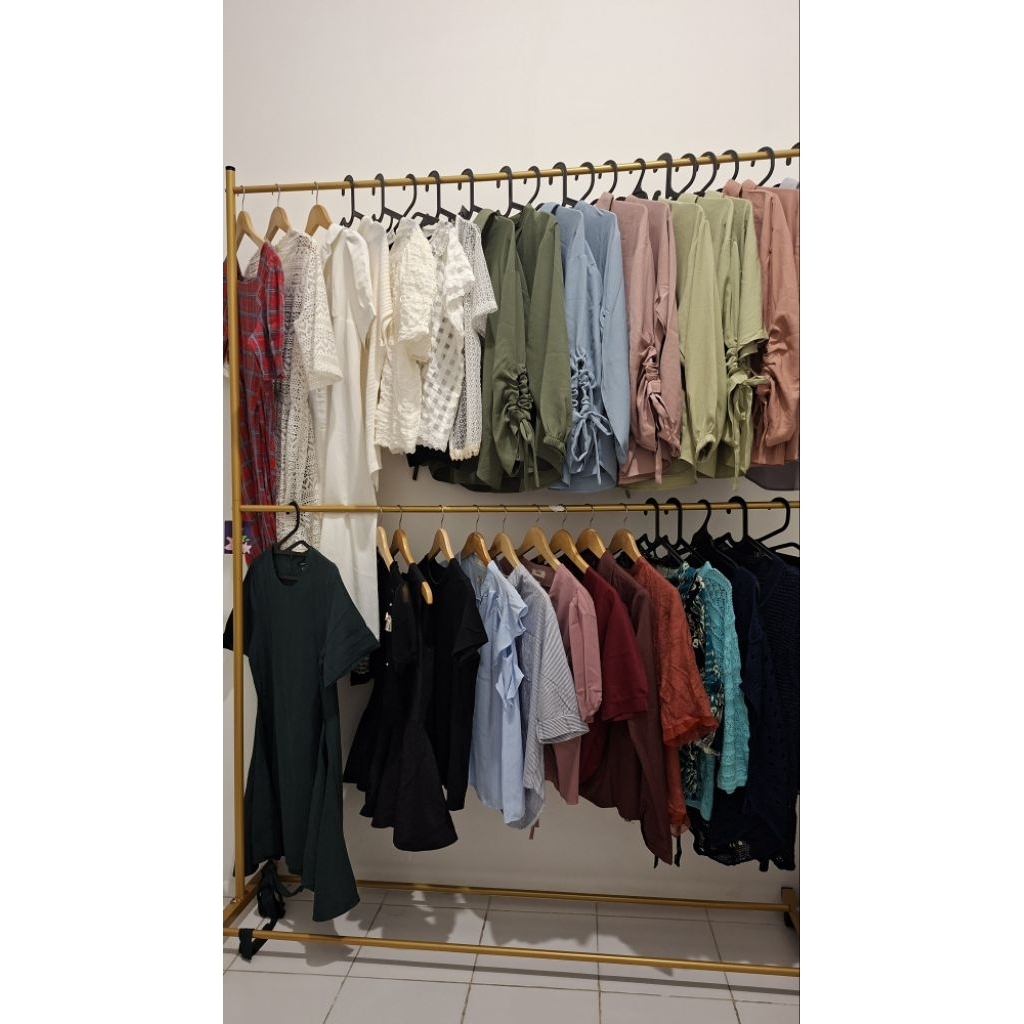 Pakaian mulai dari 5 rupiah sampai 20 rupiah