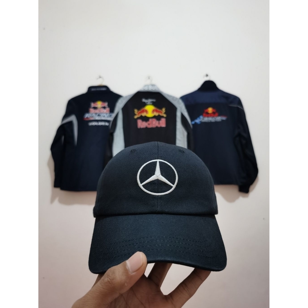topi Mercedes-Benz