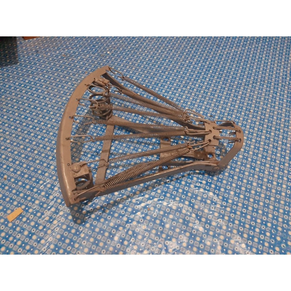 rangka jok pisah depan vespa model klasik classic vbb super sprint bajaj