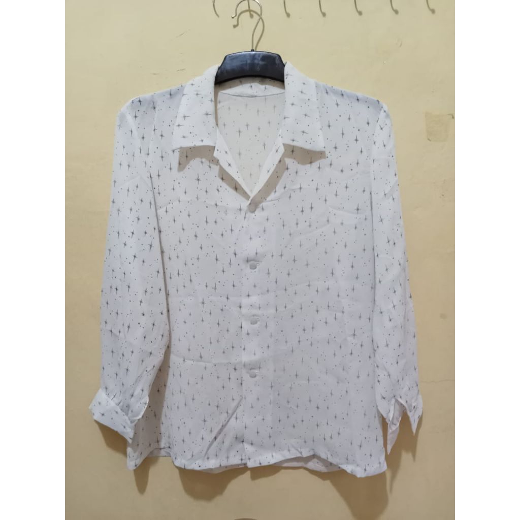 baju atasan wanita cantik