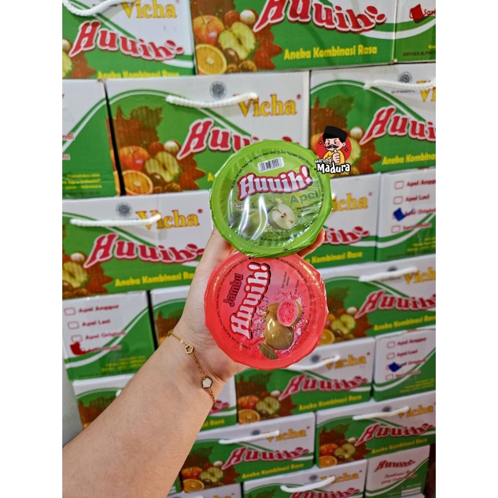 VICHA HUUIH SARI APEL / JAMBU  120ML 1 DUS 24 GELAS CUP - RASA JAMBU / LECI / APEL