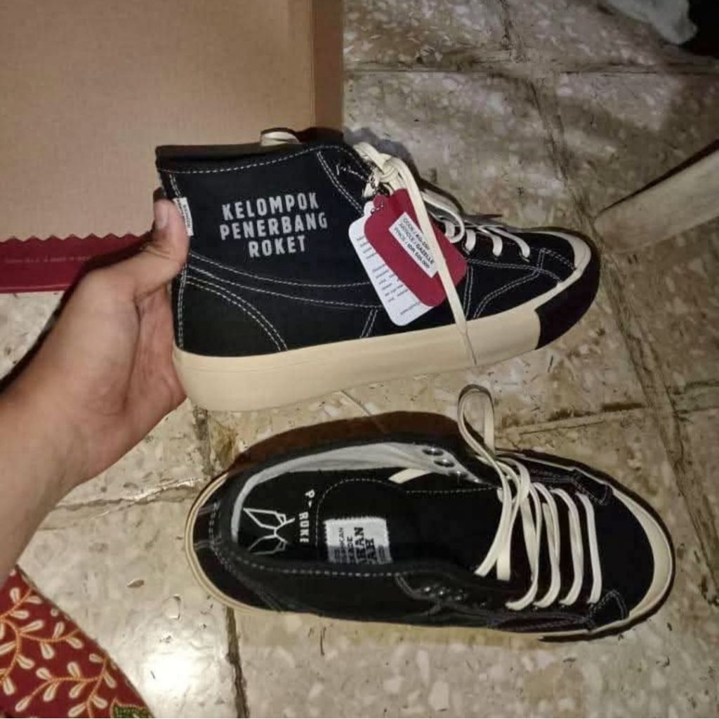 Compass X Kelompok Penerbang Roket (Second)