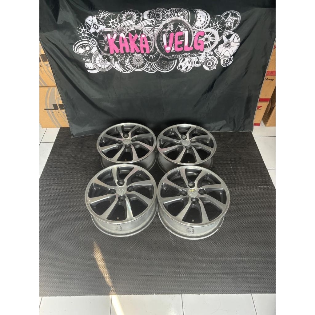 velg oem sigra R14 pcd 4x100