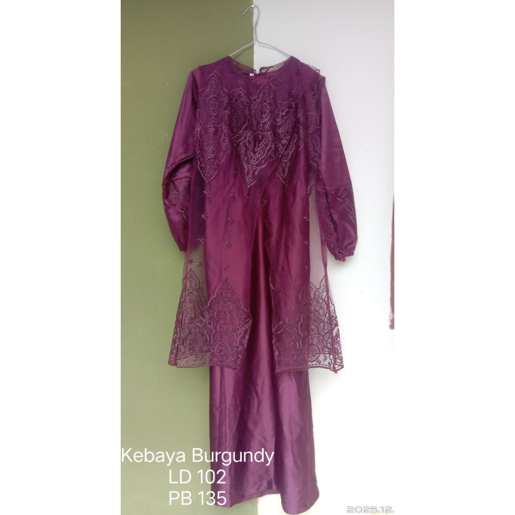 Kebaya Burgundy PL/Kebaya mewah/ Kebaya Brukat/kebaya Preloved
