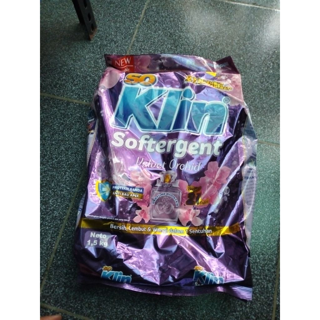 Soklin jumbo 1,5 kg detergent bubuk