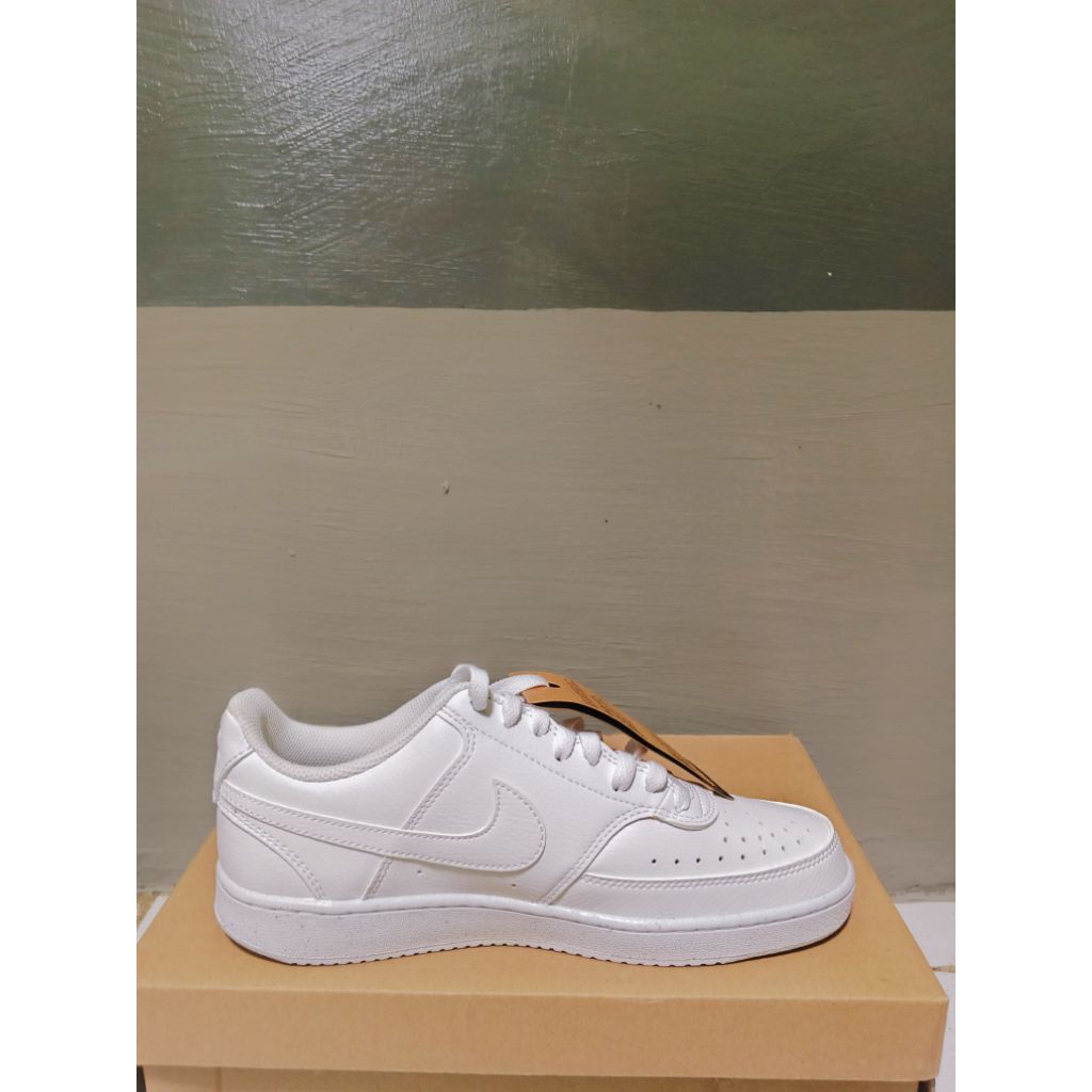 Sneaker Putih Nike Court Vision Lo NN
