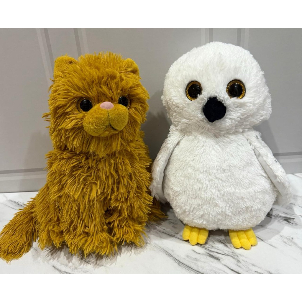 Boneka Plushie Hedwig Owl & Crookshanks Cat Harry Potter The Wizarding World of Harry Potter