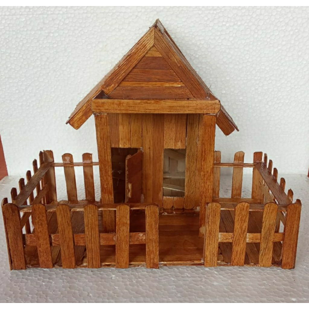 Kerajinan miniatur rumah dari stik es krim