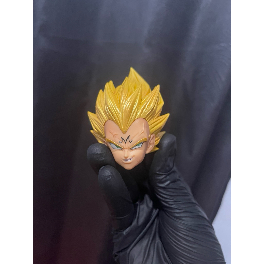 grandista vegeta ss majin (hanya kepala)