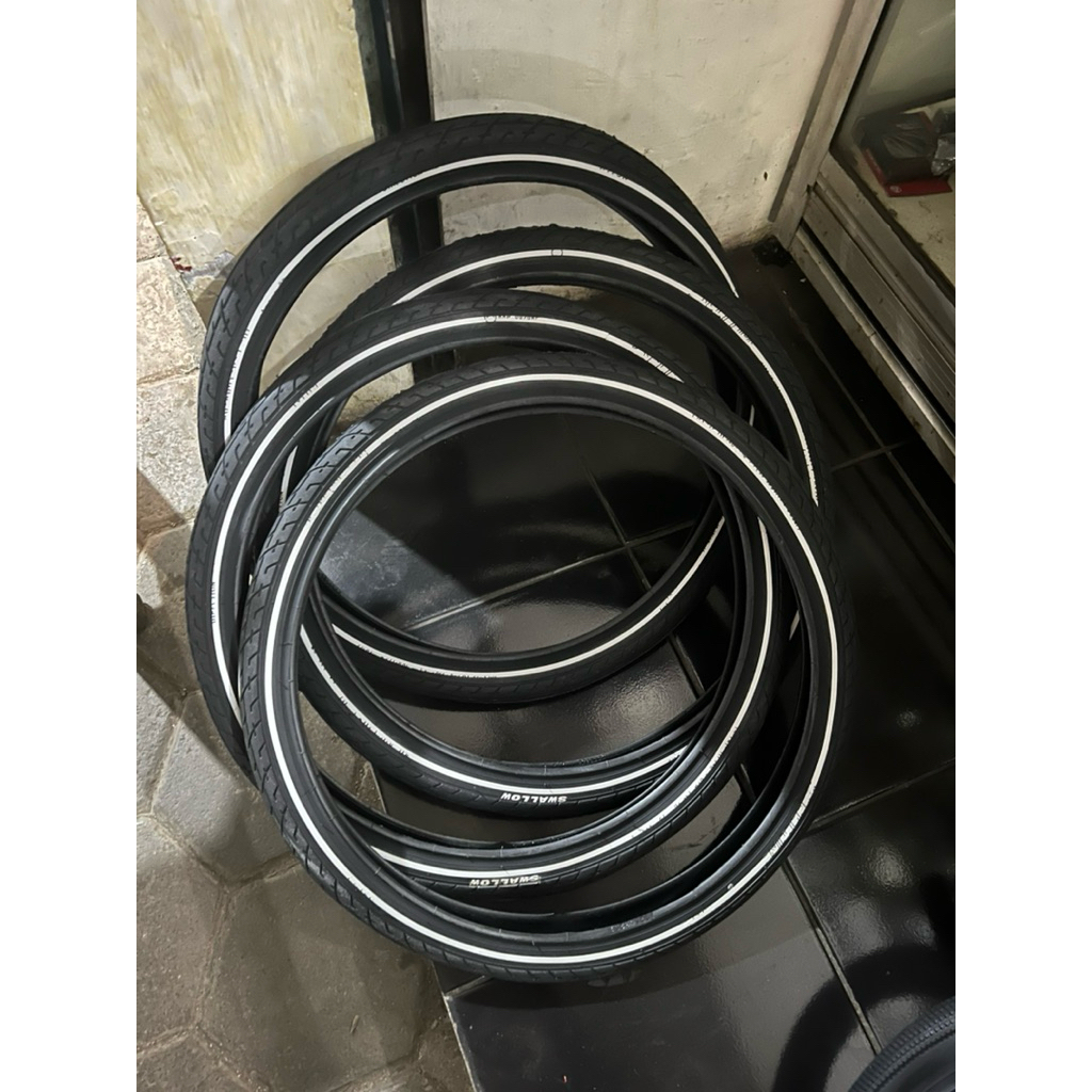 Ban Luar Sepeda 20x1.50 kenda Kwest List Putih Reflektor