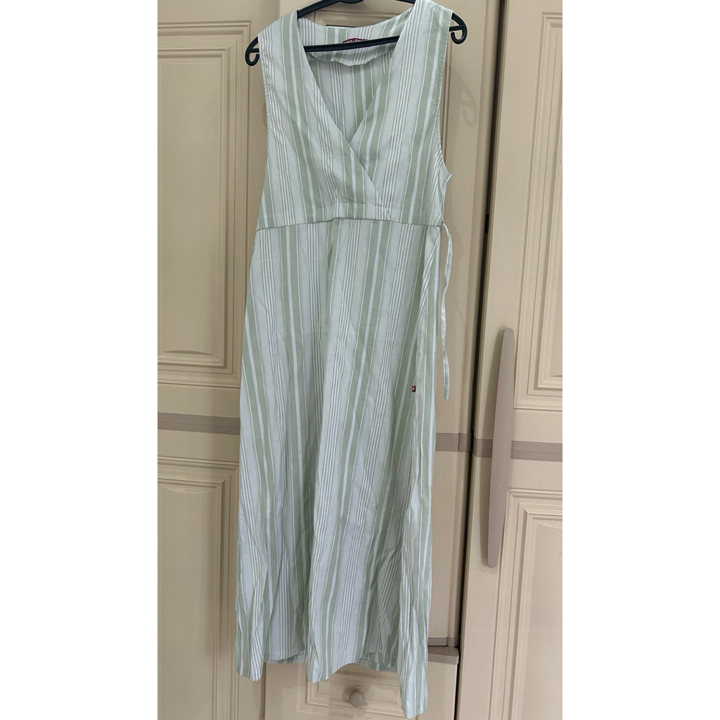 [PRELOVED] Gamis Free & Free Sage Green | Gamis Garis Garis | Blouse | Dress Hijab | Dress