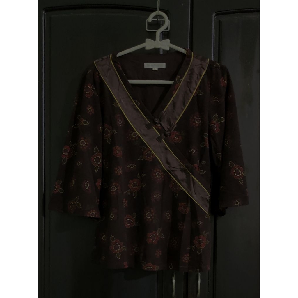 Atasan Wanita Cheongsam Coklat Preloved